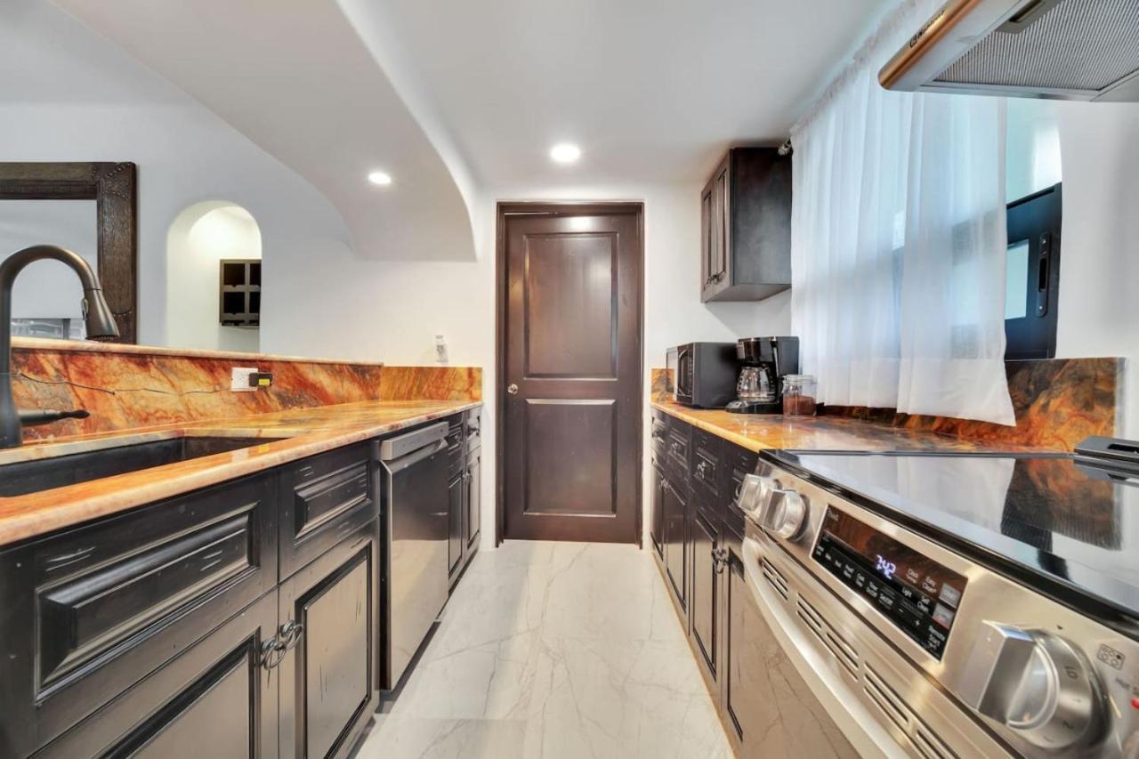 カボ・サン・ルーカス Completely Remodeled 2Bd-2Ba Plaza Bonitaヴィラ エクステリア 写真